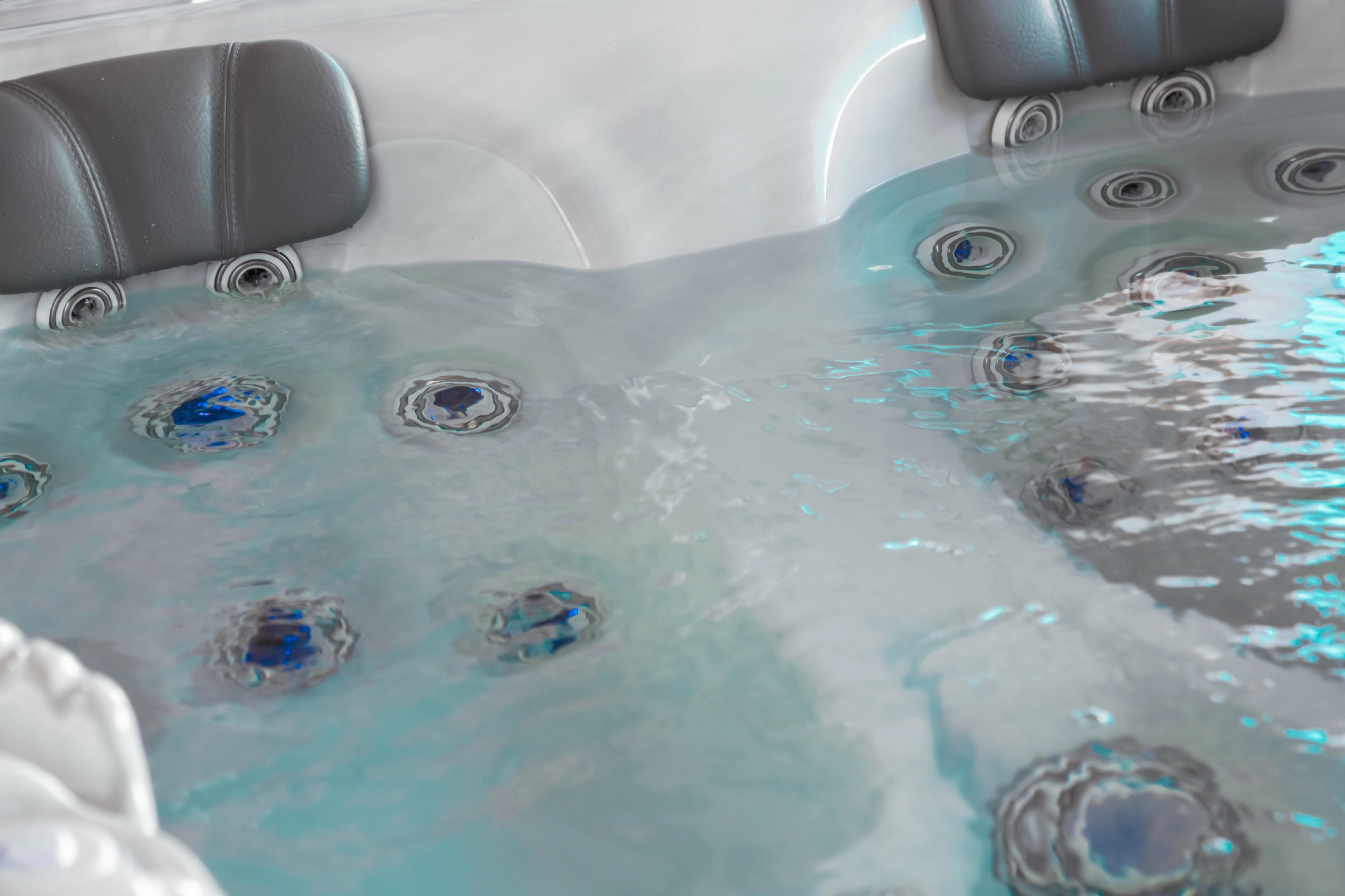 Kako sam kao majstor naučio cijeniti kvalitetu masažne kade kroz godine